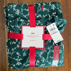 NWT Charter Club Green Pajama Set
